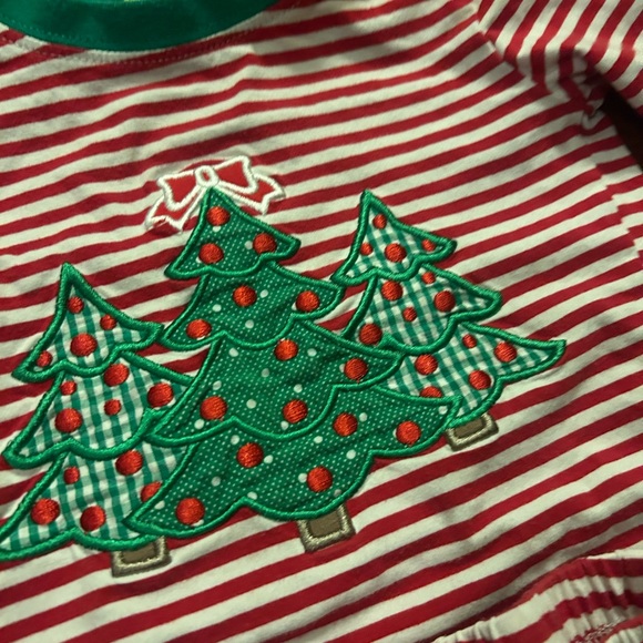 12-18 month Christmas Pajamas Christmas Tree Appliqué - Picture 2 of 4